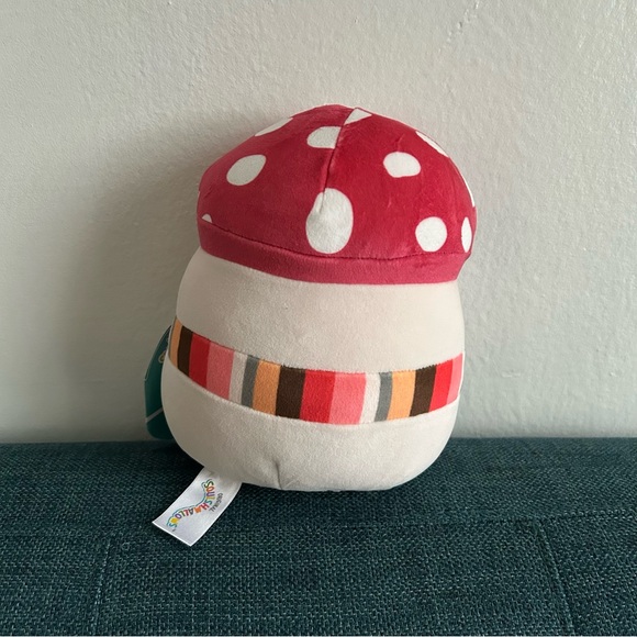 ✨✨GIVY✨✨NWT Malcolm the Mushroom 7” Squishmallow 2022 - Picture 2 of 2